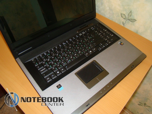   ASUS F7Z RM70